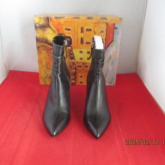 Bella Vita Danielle Leather Heeled Booties $125 - US Size 8 - Black - 1178 - Picture 4 of 11